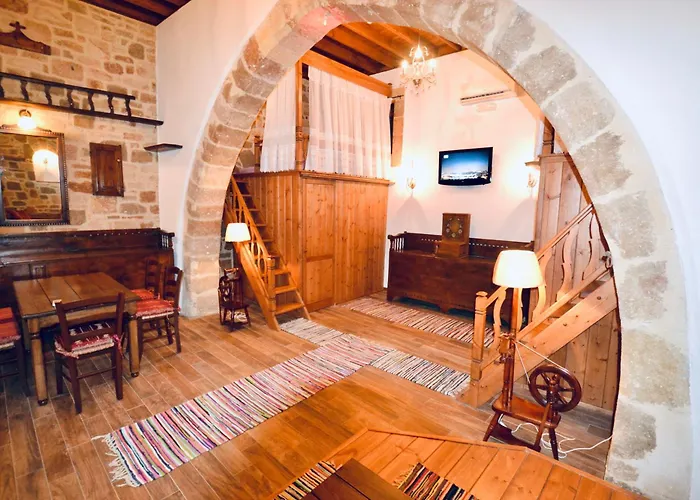 Patitiri Traditional House With Hot Tub 别墅 *