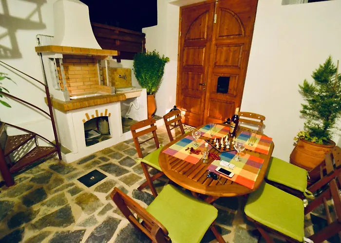 Patitiri Traditional House With Hot Tub 别墅