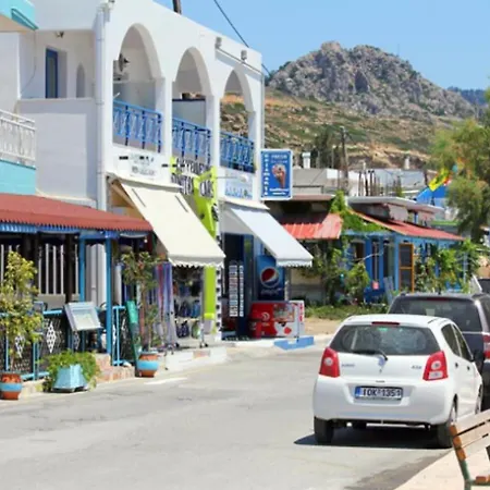 Willa Patitiri Traditional House With Hot Tub