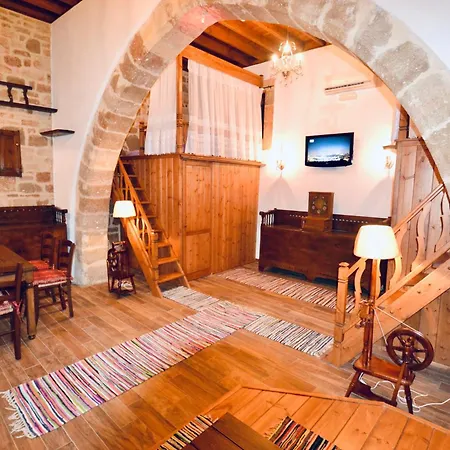 Patitiri Traditional House With Hot Tub Villa *
