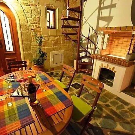 Patitiri Traditional House With Hot Tub Archangelos (Rhodes)