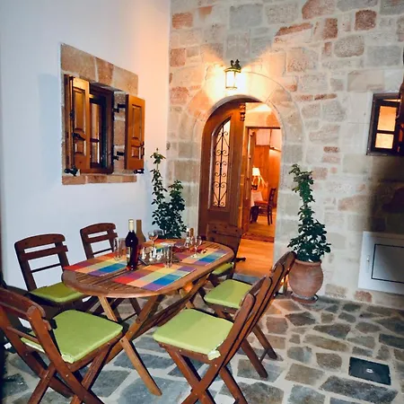 Patitiri Traditional House With Hot Tub * Archangelos (Rhodes)