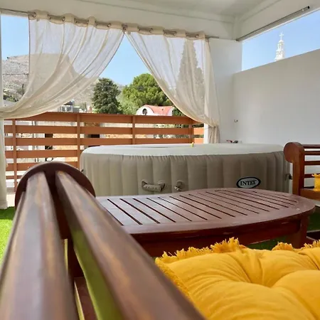 Patitiri Traditional House With Hot Tub Archangelos (Rhodes)